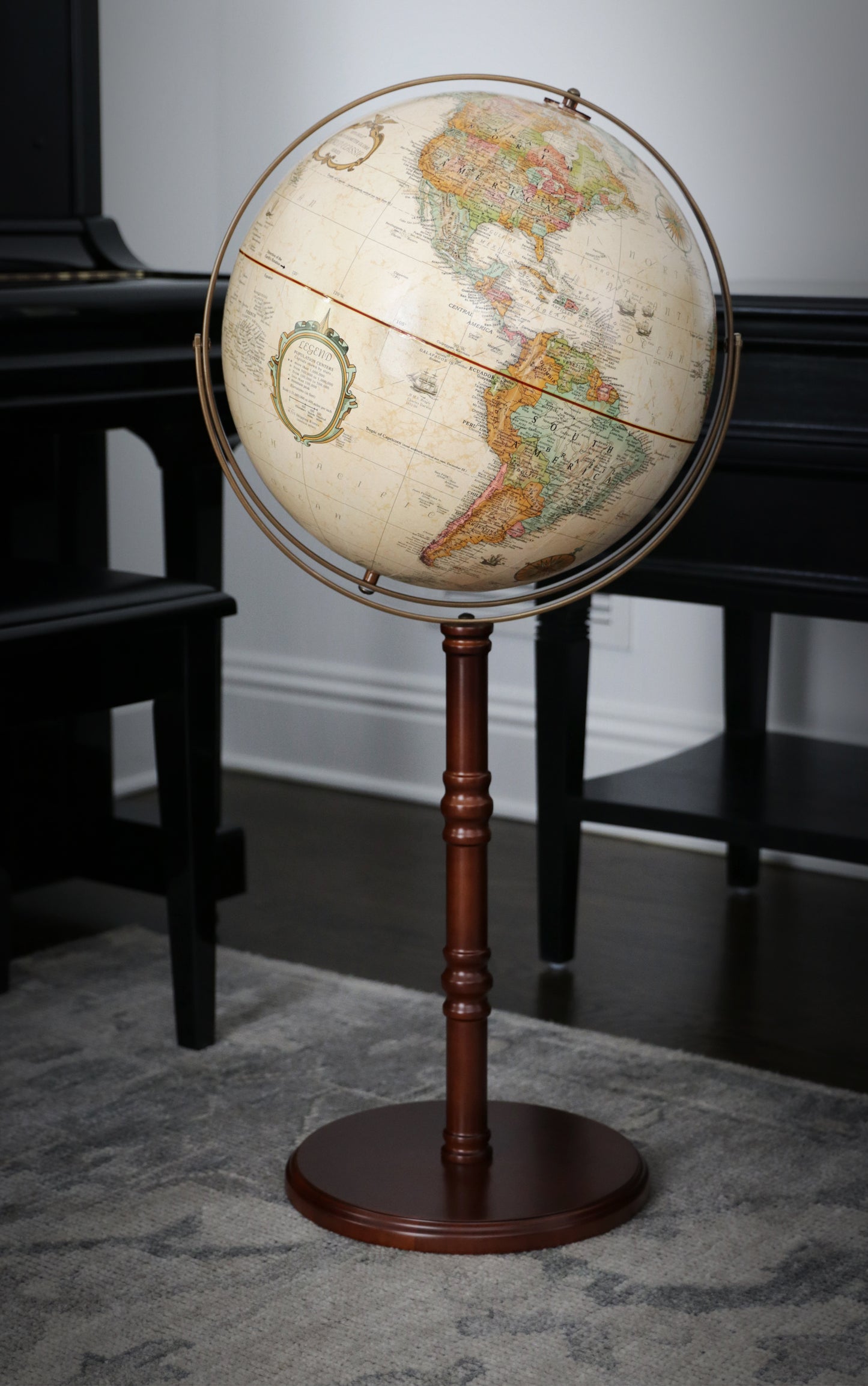 Commander II 16-Inch Antique Ocean Floor Globe (French Language Edition)